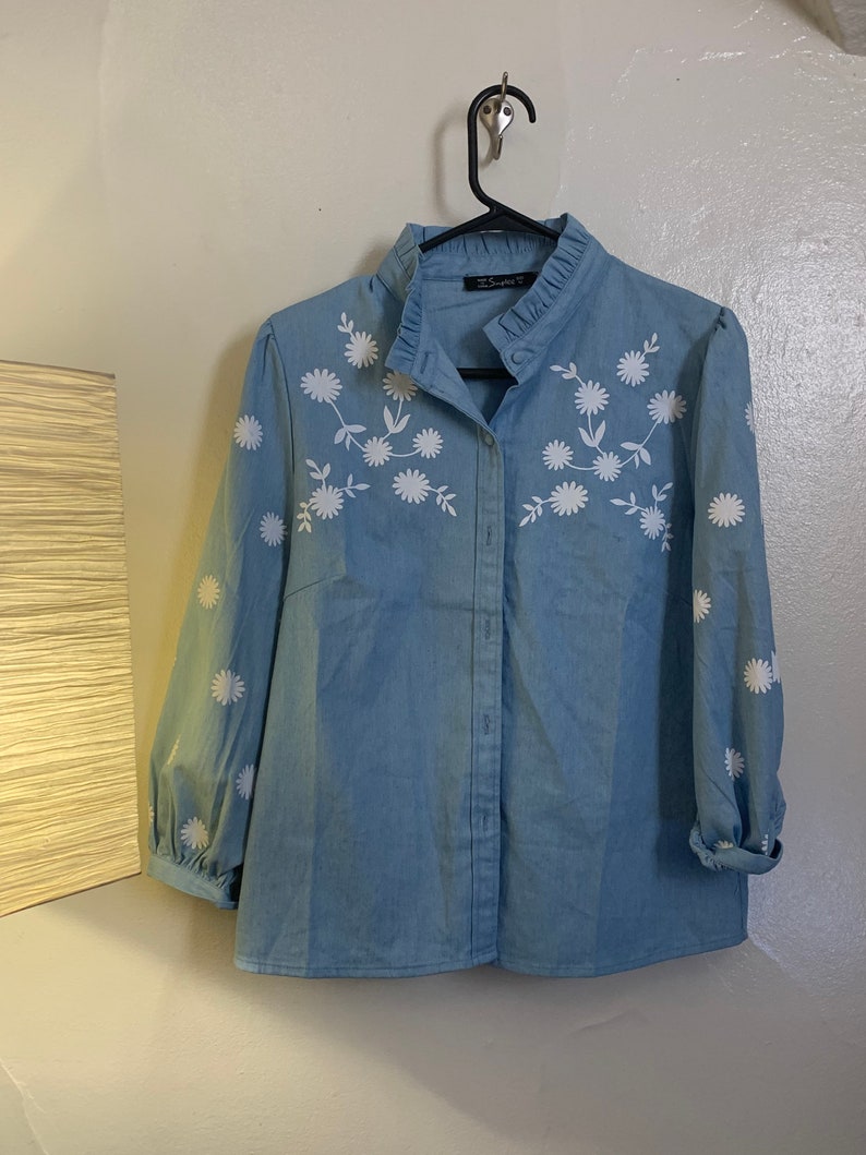 Women's Retro Floral Print Casual Puff Sleeve Denim Shirt main image 0