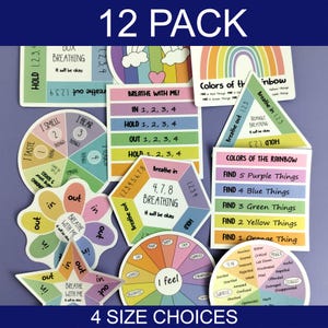 Puede incluir: Un paquete de 12 tarjetas educativas coloridas con diversas formas y dise&ntilde;os. Las tarjetas incluyen ejercicios de respiraci&oacute;n como la respiraci&oacute;n cuadrada y 4-7-8, ruedas de conciencia sensorial y actividades de b&uacute;squeda del tesoro con arco&iacute;ris y texto.