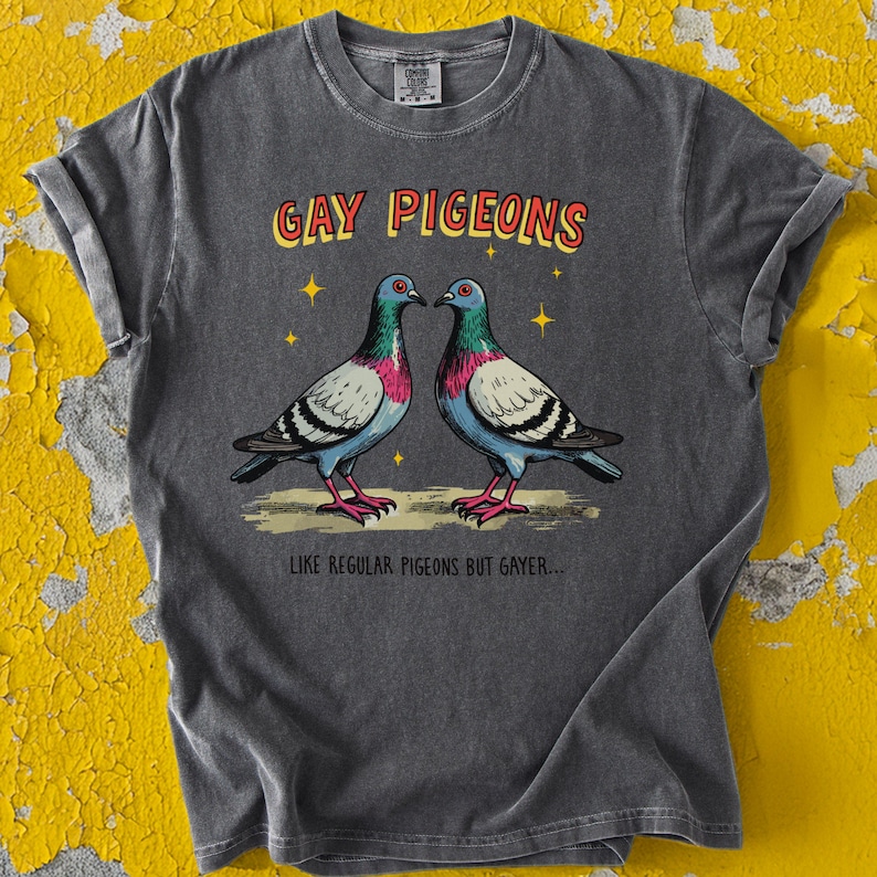 Koszulka Gay Pigeons: Zabawna koszulka dla miłośników gołębi LGBTQ+ Pride zdjęcie 1