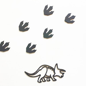 Dinosaur footprints wall decoracions, Dinosar nursery decor, Dinosaur wall decor, Wooden dinosaur, Set of 7, Playroom decor, Dino decor