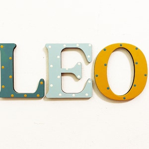 Letrero de madera con nombre, Letras de madera, Letrero con nombre, Letras para guardería, Letras con nombre personalizadas, Habitación de bebé, Nombre con letras de madera, Nombre para puerta