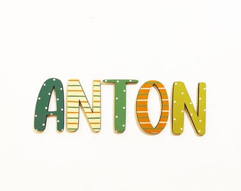 Plaque nominative en bois peint, lettres décoratives pour chambre d'enfant