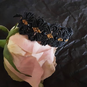 Micro macrame bracelet