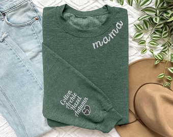 Custom Mama Sweater with Kids Name on Sleeve, Embroidered Personalised Mom Sweatshirt, Minimalist Momma Sweater, Mothers Day Gift for Mom