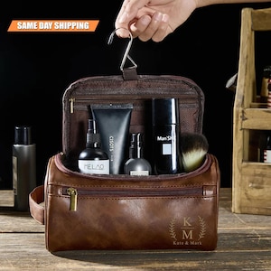 Trousse de toilette en cuir personnalisée pour homme, kit Dopp en cuir pour homme d'honneur, trousse de toilette de voyage monogramme personnalisée, cadeaux d'anniversaire pour lui