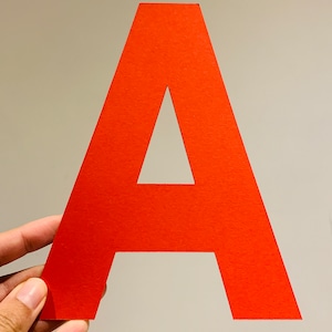 7" inch groot gestanst karton papier letters/cijfers, ongecoat, parelmoer, leren op school, ambachten, banners, klaslokaal, displays, uitsnijdingen