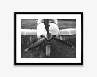 Aircraft Propeller Poster Instant Download,Black and White Airplane Print,Aircraft Photo,Airplane Wall Art,Office Wall Art,Modern Wall Art