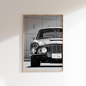 Póster digital de Aston Martin DB6, impresión de Aston Martin, arte de pared de coche en blanco y negro, impresión de coche antiguo, arte digital de coche, decoración de pared de coche vintage
