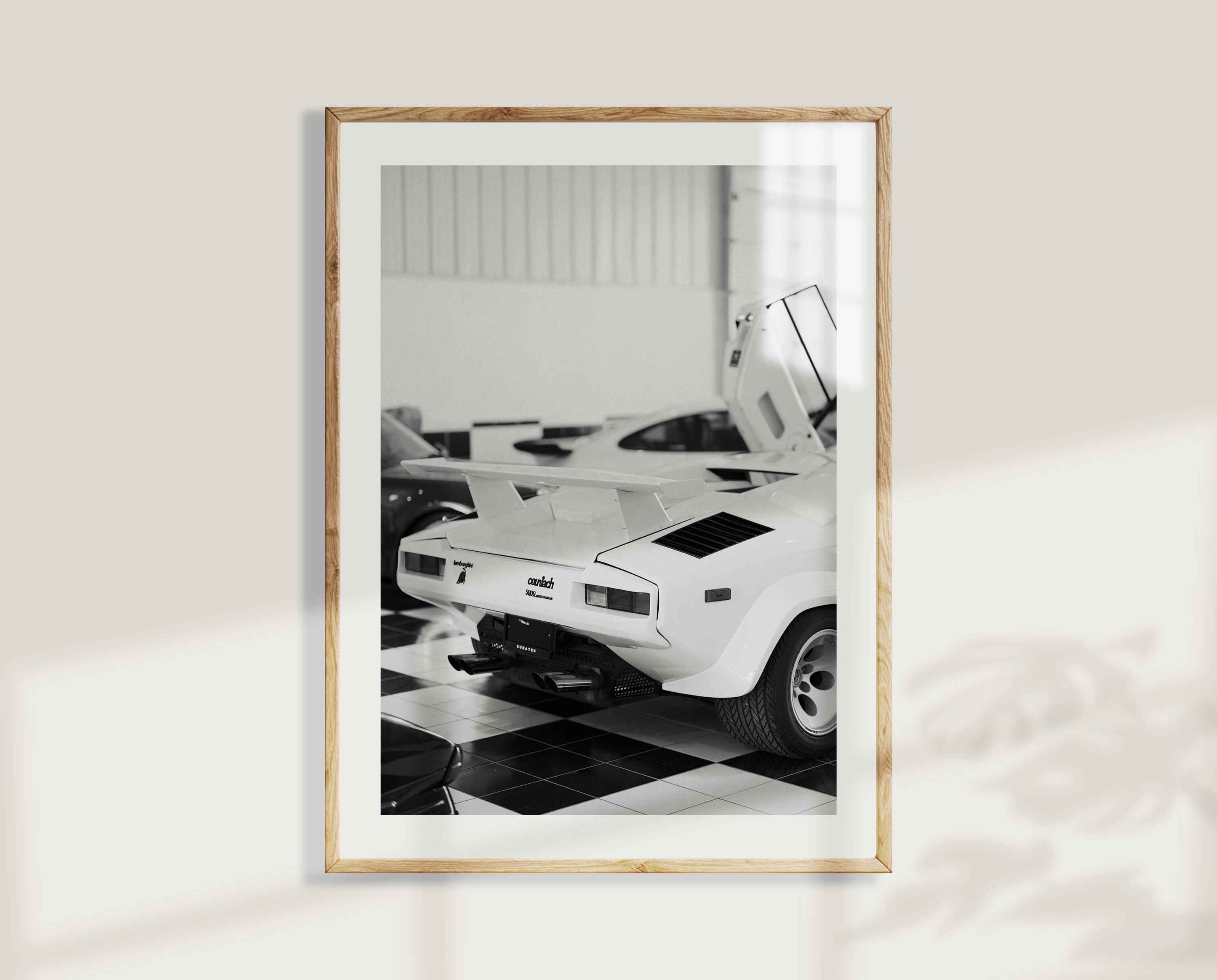 LMBRGN カウンタック ポスター: ヴィンテージ イタリアン スポーツカー