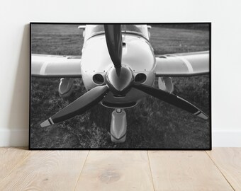 ビンテージ飛行機のプロペラプリント：白黒航空アート（デジタル 