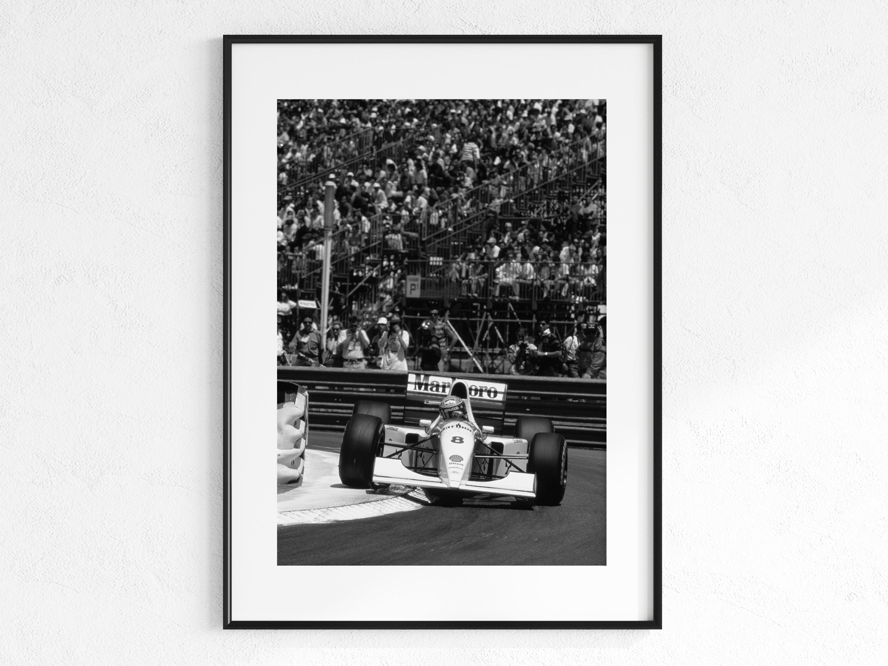 Etsy 日本 - アイルトン・セナの白黒ポスター｜ヴィンテージF1アート