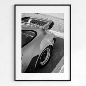 Póster vintage estilo 911, descarga digital, póster de coche deportivo alemán retro, impresión de primer plano de un coche antiguo, póster de coche en blanco y negro, arte mural de coches