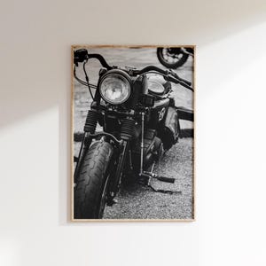 Harley Motorcycle Print Digital Download,Motorcycle Photo Poster,Motorcycle Wall Art,Motorbike Print,Harley Wall Art,Retro Vehicle Print