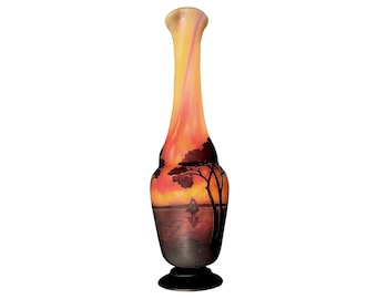Vaso camafeu Daum Nancy, assinado, 29,5 cm de altura