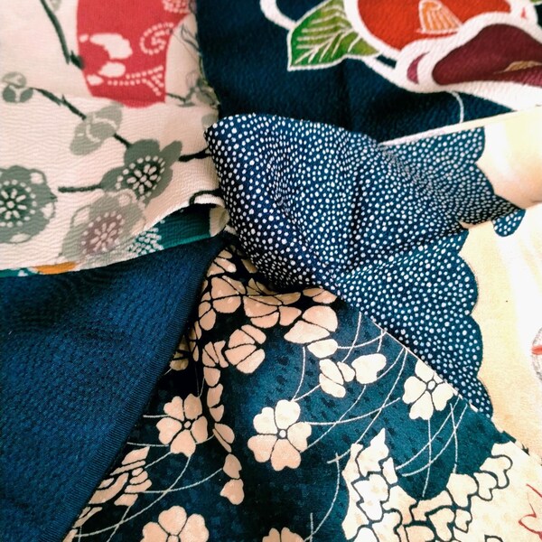 Lot of 5 Japanese Kimono Fabric scraps, Quilt Fabric Scraps Lot, Floral Silk Kimono Fabrics, Shipped from NZ  16-30-5az17