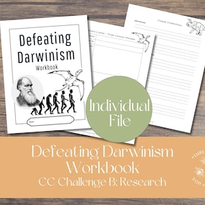Puede incluir: Un cuaderno de trabajo titulado "Defeating Darwinism" con un retrato de Charles Darwin e ilustraciones de la evolución y un pterodáctilo. El cuaderno de trabajo va acompañado de hojas sueltas y un círculo verde con el texto "Individual File".