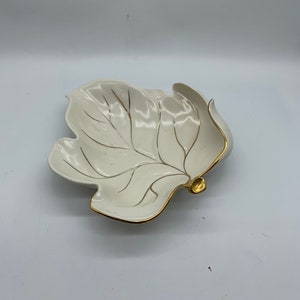 Carlton Ware England 1960s Leaf Candy Dish Cream Gold