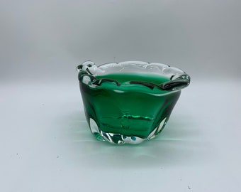 Mundgeblasenes Glas Vintage Grün Aschenbecher / Candy Dish / Key Catchall Murano Style