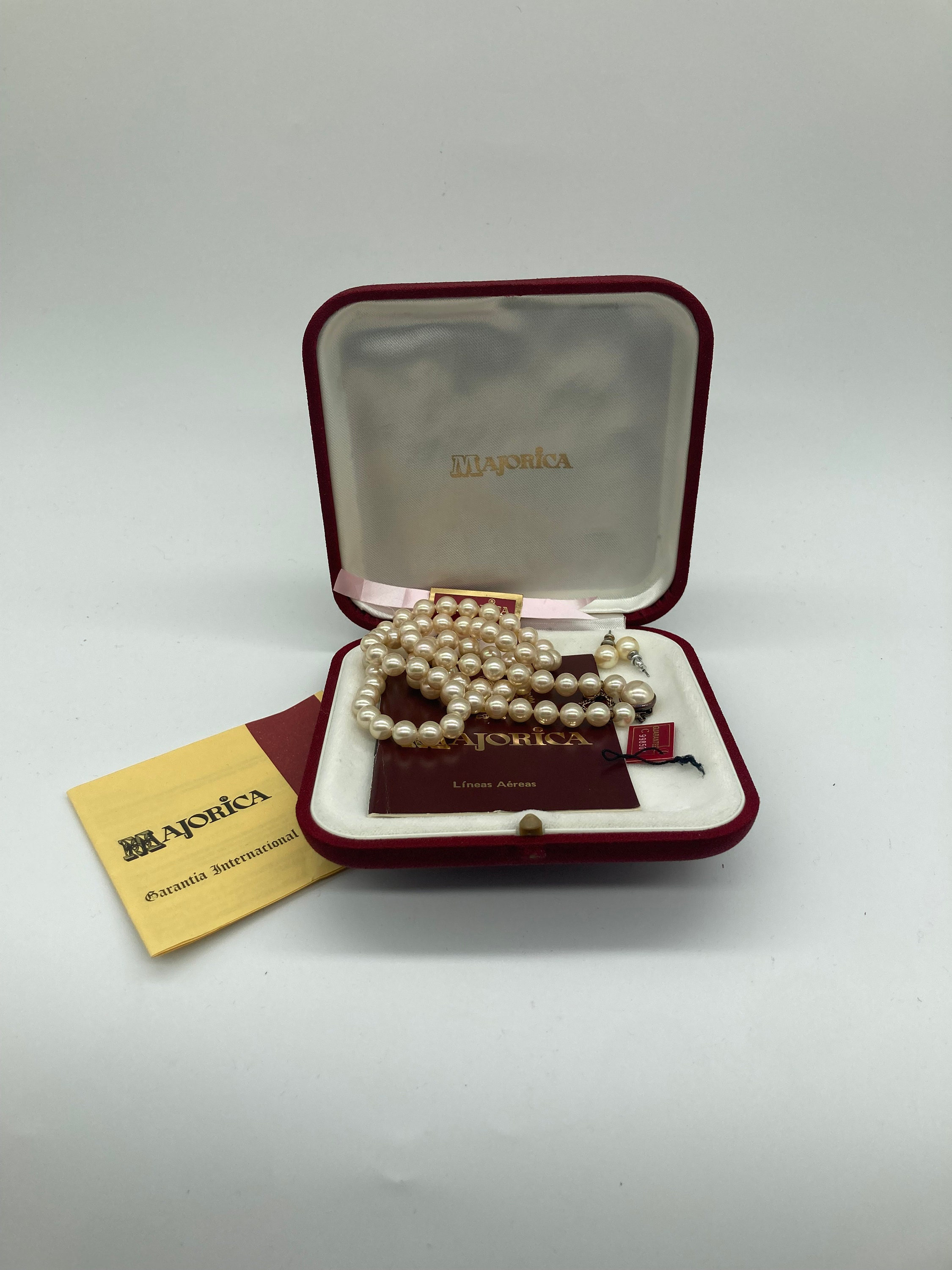 MAJORICA Single Strand Hand Knotted Pearl Necklace Pierced Earring