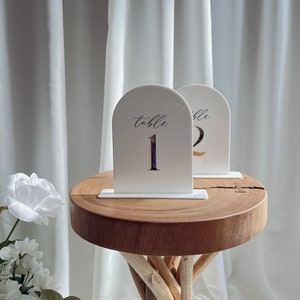 Acrylic Arch Table Numbers with 3D Gold Mirror - Frosted Acrylic Sign - Arch Table Numbers - Wedding Table Decor - Wedding Signage