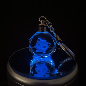 30 MM Pummeluff Kristall Schlüsselanhänger Logo Schlüsselanhänger Farbe Led Licht Pokemon Geschenke