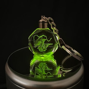 30 MM Mega Rayquaza Kristallschlüsselring Logo Schlüsselanhänger Farbe LED-Licht Pokemon Geschenke