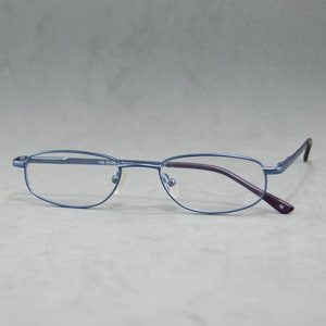 Vintage Reading Eyeglasses TIM DILSEN 157 Germany NOS narrow oval Eyewear Incluided Prescription lenses Unisex 90s00s blue half-moon glasses