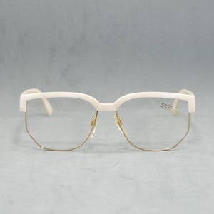 Top Vintage eyeglasses Silhoutte M6067 V6052 Butterfly OVERSIZE NOS Unworn austria. Woman eyeframe. 90S browline polygonal ivory carey