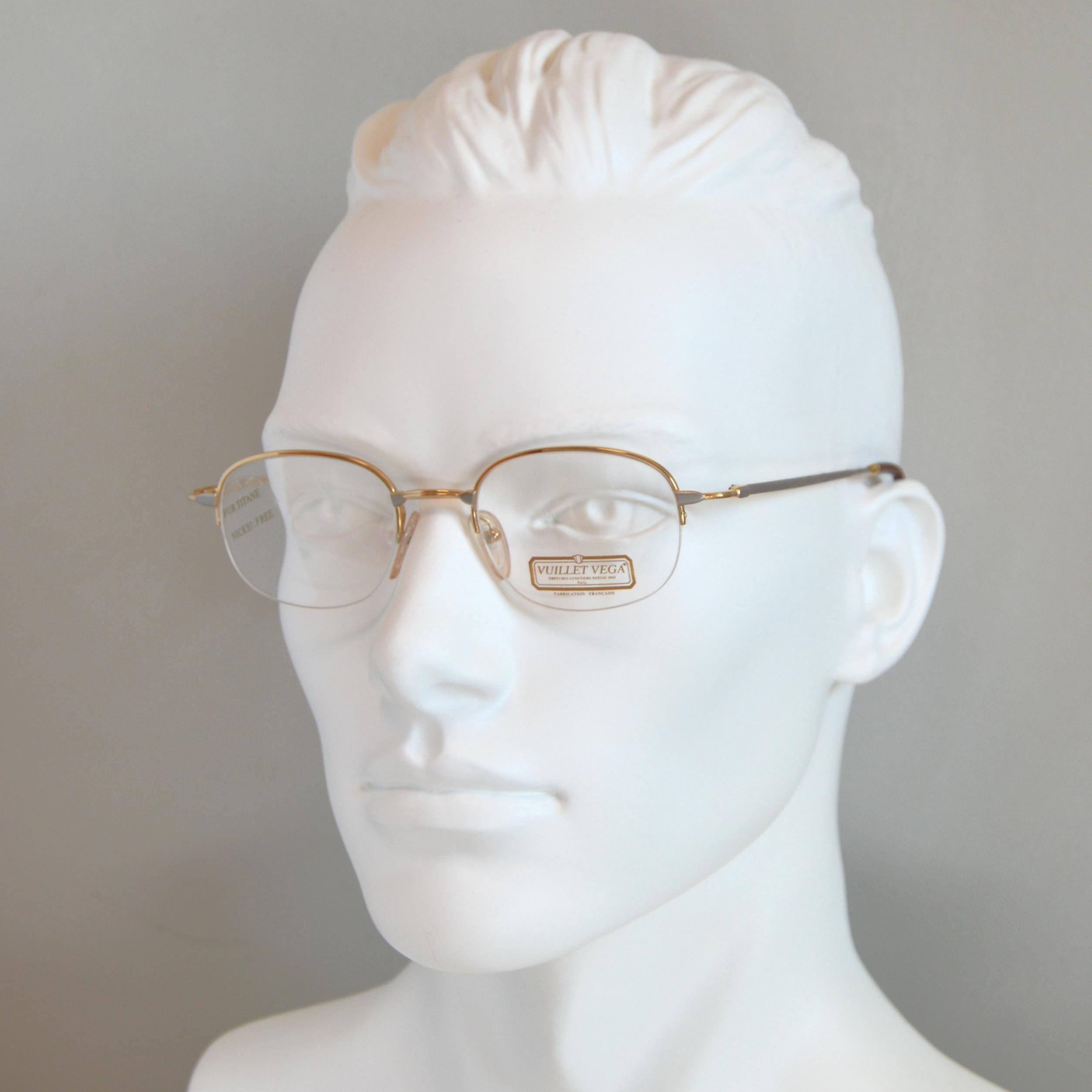 Vuillet Vega from the premium Prestige collection. Vintage eyewear