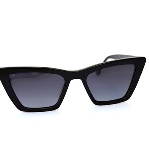 SUNGLASSES vintage design. Pure Shinny Black Acetate. Top manufacture & quality. Polarized. Butterfly Cat eye Pin up chic image 3