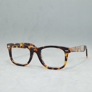 Full frame retro pure acetate eyeglasses. Dead Stock. New old Stock. Unisex Man woman. Classic square wayfarer deisgn brown carey. Elegant.