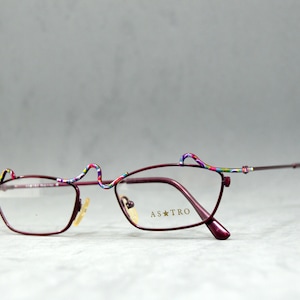 Vintage metal Eyeglasses ASTRO Line ELITE 08 italy fantasy narrow shape woman Reading frame. Incluided your prescription. Garnet colorful