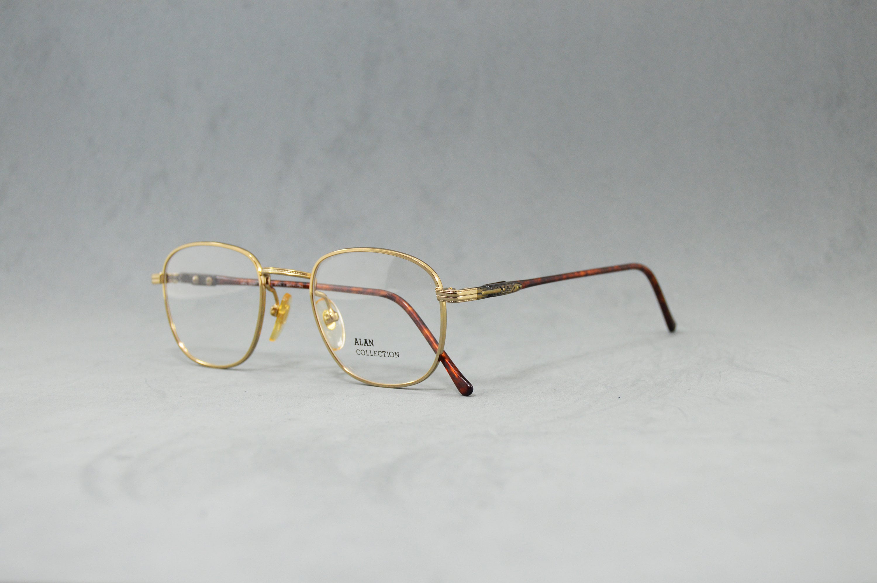Vintage eyeglasses ALAN COLLECTION Italia 90s  Rx Eyewear NOS Unworn Classic square unisex frame elegant hipster man woman metal old fashion