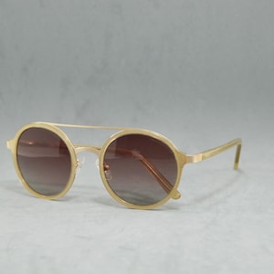 Polarized Metal Sunglasses Brand TB Spain. Dead Stock. New old stock. Unworn. Rounded. Aviator Steampunk. Unisex Woman. Glitter Light golden