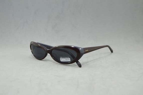 In&Out A-626 VISIBILIA Vintage Acetate Sunglasses 2000s NOS Unworn woman wrap oval, small faces. Brown and bluish grey. grey lens.