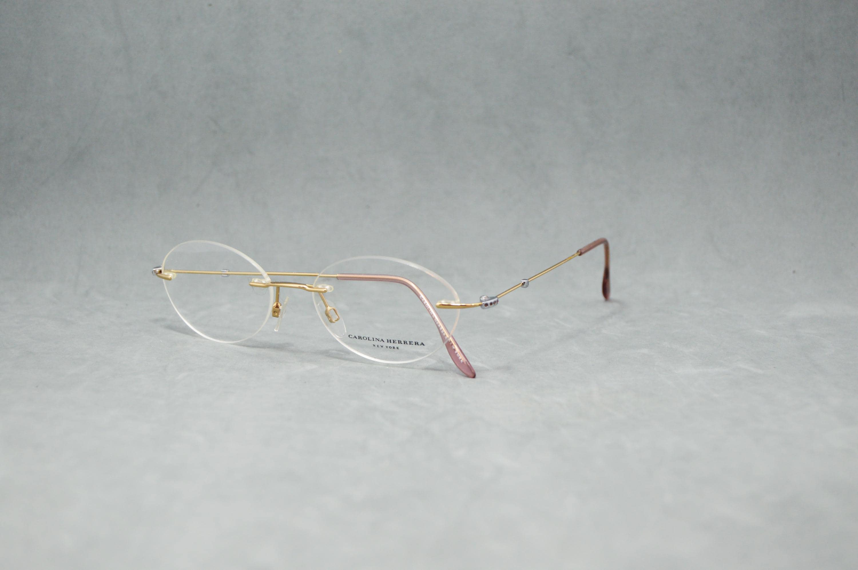 Carolina Herrera Heart Cut Out Shades, Round Rimless Stainless Steel Unique Y2K Buy Carolina Herrera sunglasses & glasses online - shipped  main image 3