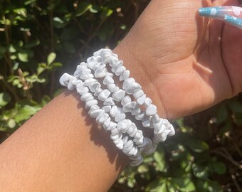 Howlite Chip Bracelet, Healing Crystals, Gemstone Chip Jewelry, Chakra Natural Stones, White Crystal Bracelet, Summer Handmade Jewellery
