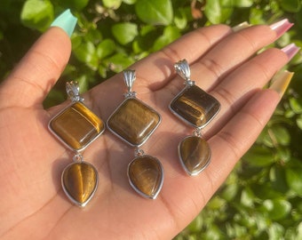 Tiger Eye Necklace, Crystal Necklace, Gemstones, Healing Crystals, Protection Necklace, Tiger Eye Pendant, Gift for Her, Stone of Courage