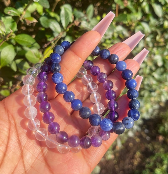 Braccialetto di supporto per l'ansia, stress, pietra preziosa per la concentrazione, tormalina, calcedonio, ametista, regalo personalizzato, perline da 8 mm, protezione - Italia