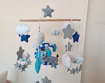 Handmade Elephant Baby Mobile, Crib Mobile with Felt Animals, Flying Elephant with Moon and Stars,Elephant Nursery Decor,Mom Gift Postpartum