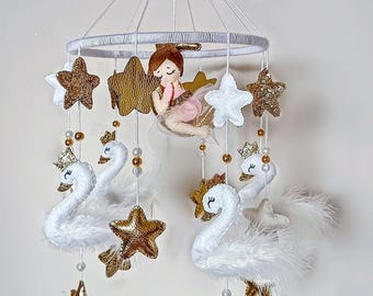 Gepersonaliseerde babymeisje en witte zwanen mobiele baby zoete zwaan babymeisje kamerdecoratie babyshower en moeder cadeau prinses babykamerdecoratie pasgeborene