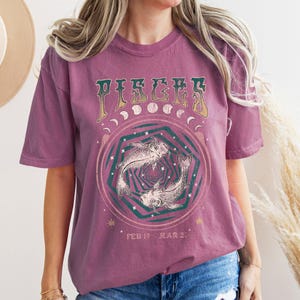 Vintage Pisces Zodiac Tee, Comfort Colors Graphic Shirt image 5