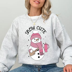 Snow Cute, Bougie, Snowman, Christmas, Winter, Xmas Sweatshirt, Crew Neck, Santa, Snow, Winter, Pull Over