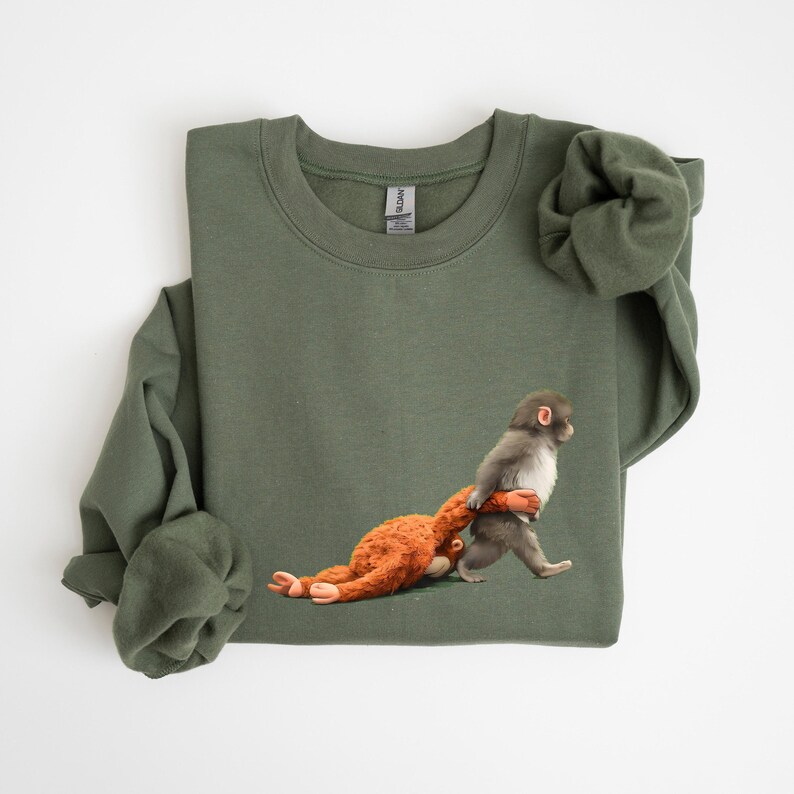 Felpa girocollo Punch the Monkey, maglietta con peluche virale Orango che trascina immagine 3