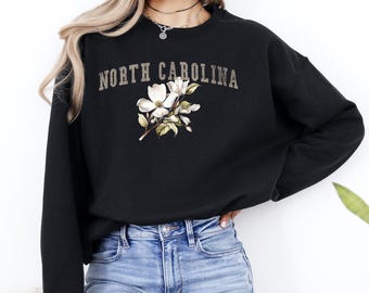 North Carolina State Blumen-Sweatshirt, Rundhalsausschnitt mit Blumenmuster