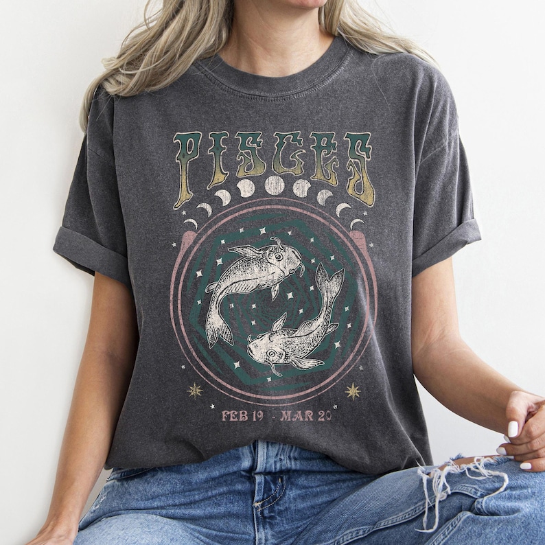 Vintage Pisces Zodiac Tee, Comfort Colors Graphic Shirt image 4