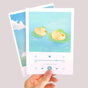 Cute Duck Aesthetic Studio かわいいポストカードプリント: Lofi Kawaii プリント、ミニマリストアートプリント、アファメーションウォールアート、心地よい自然