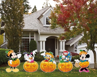 Mickey and Friends Pumpkin Halloween cutout and yard sign