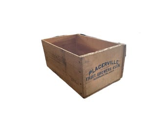 Vintage 1930s Placerville Maid PEAR Crate – Fruit Growers Assn WOODEN Box