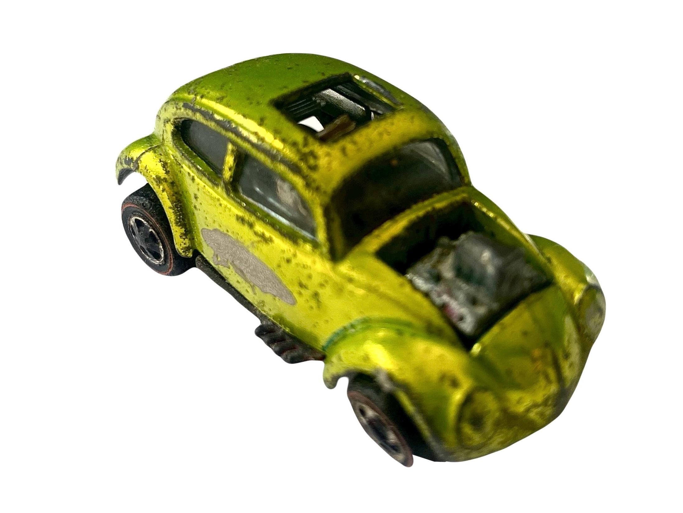 Hot Volkswagen Wheels 0 - VW com: Beetle Bug Green Custom Redline